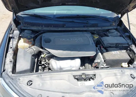 2015 Chrysler 200 Limited из США, поврежденный, VIN 1C3CCCAB8FN670305